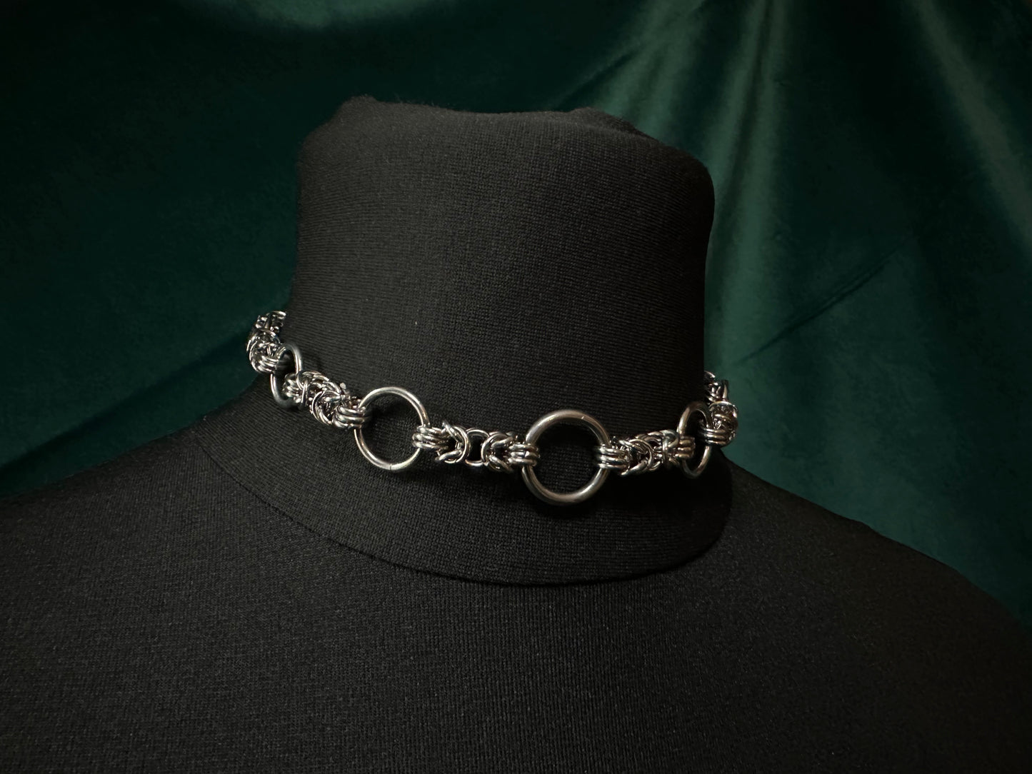 Choker with Rings