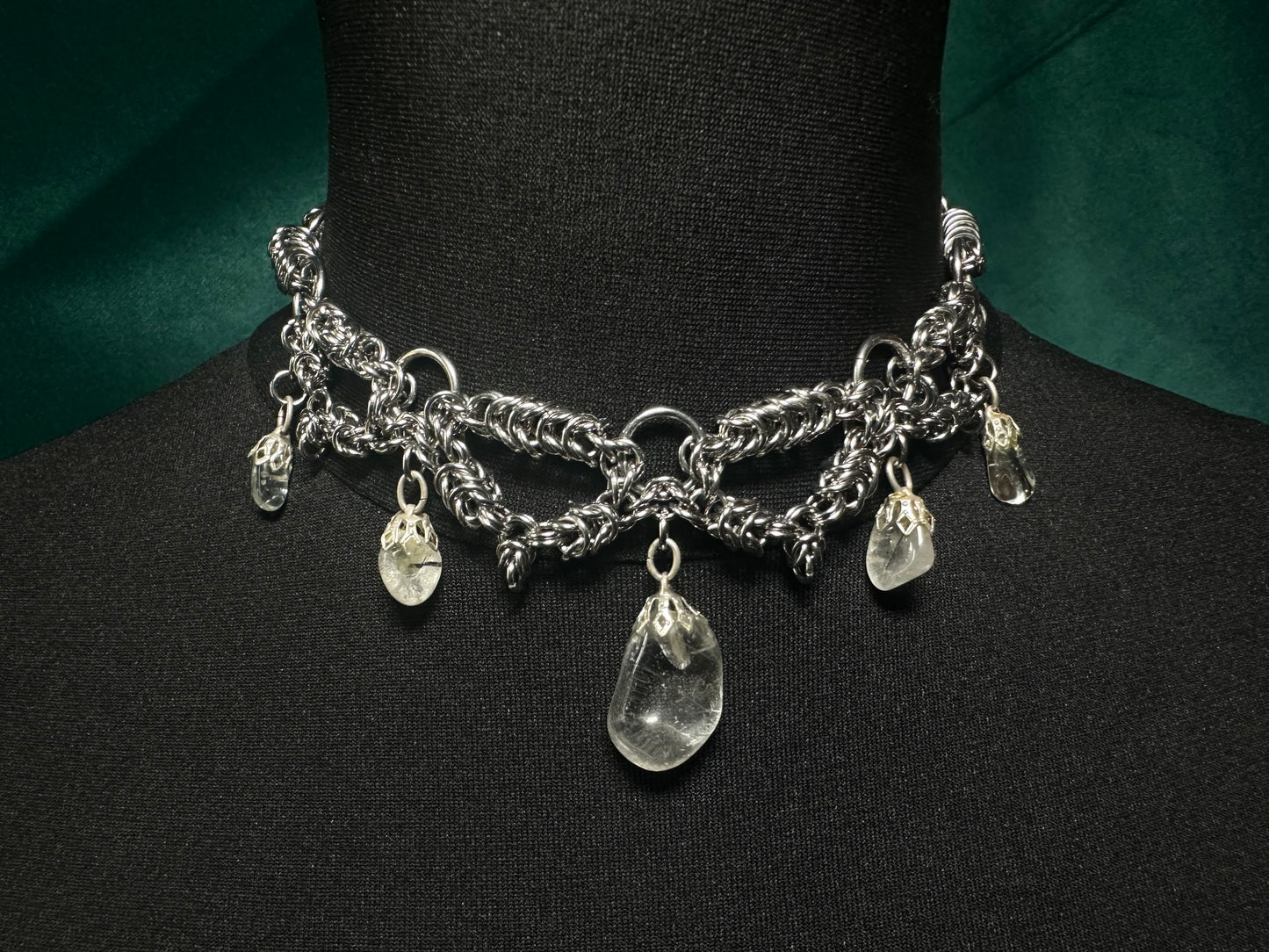 Teardrops Choker with clear quartz