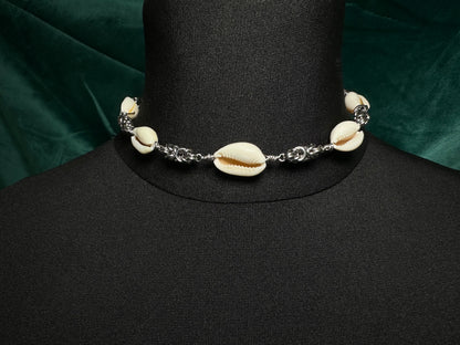 Necklace or Choker with shells