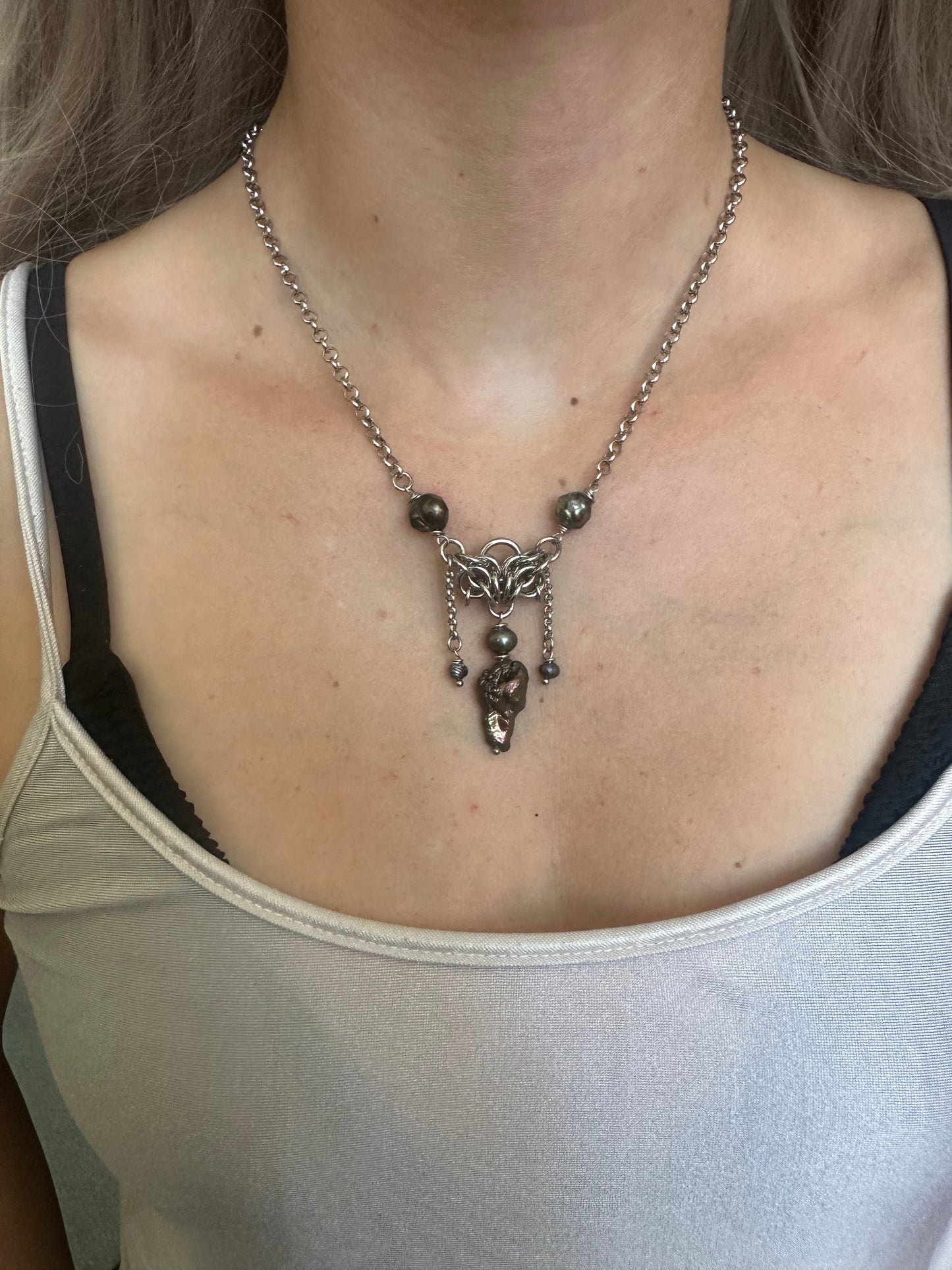 Kette mit Perlen