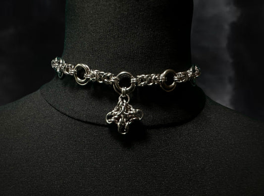 Cross Choker