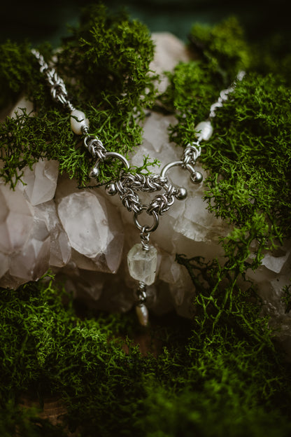 Physade // Necklace with clear quartz and pearls