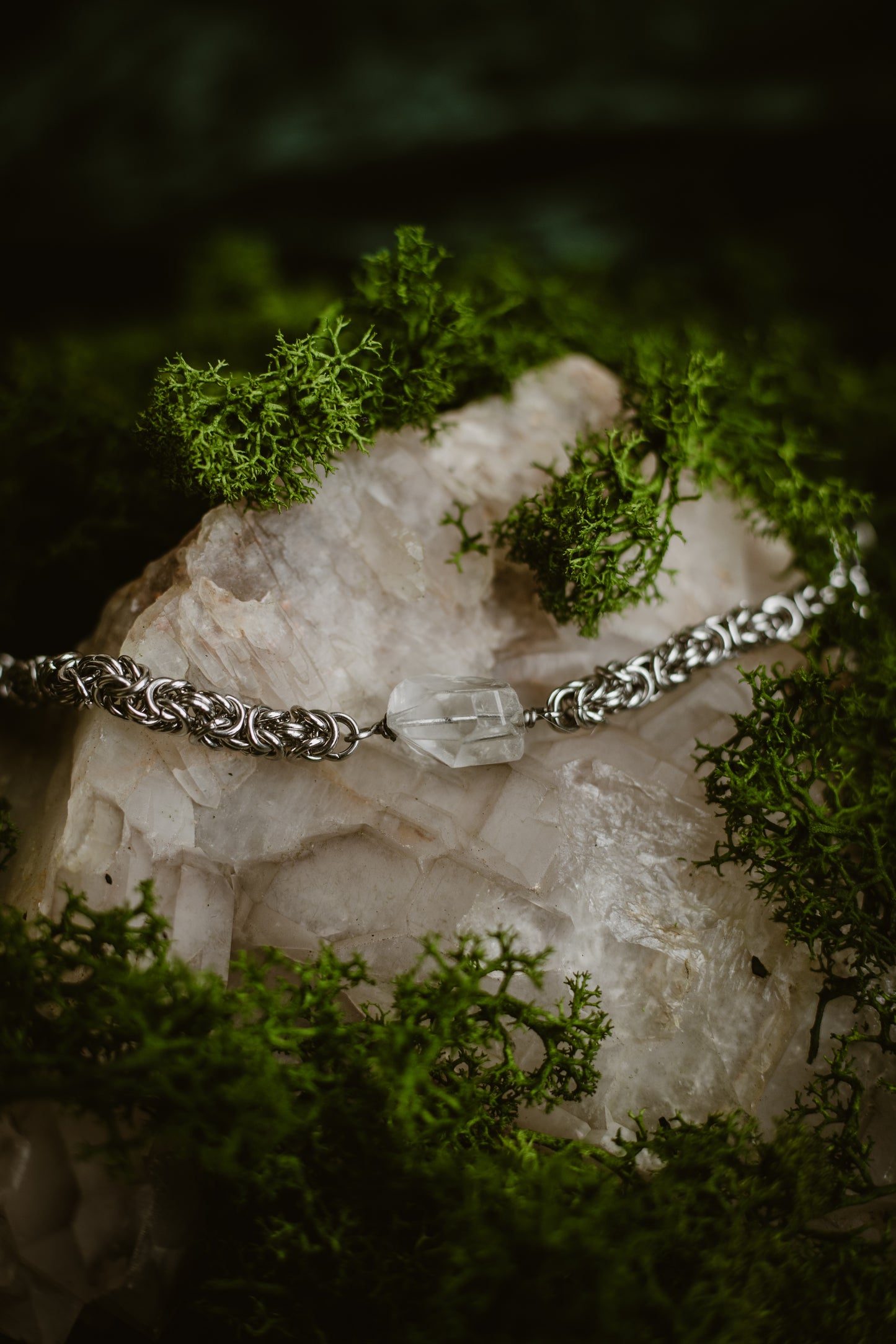 Ionides // Bracelet with clear quartz