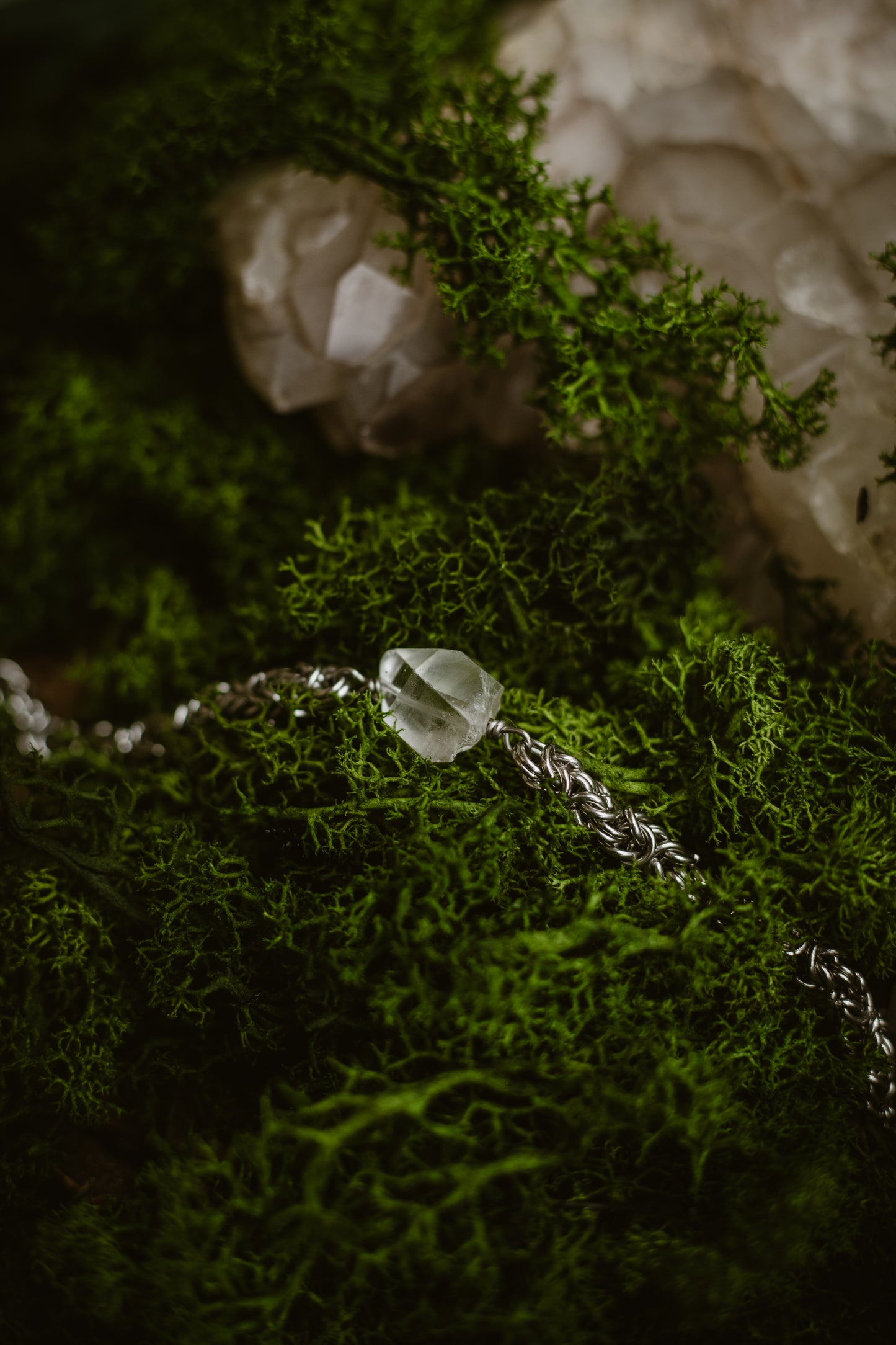 Ionides // Bracelet with clear quartz