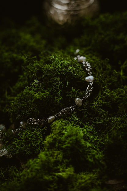 Thisbe // Bracelet with pearls