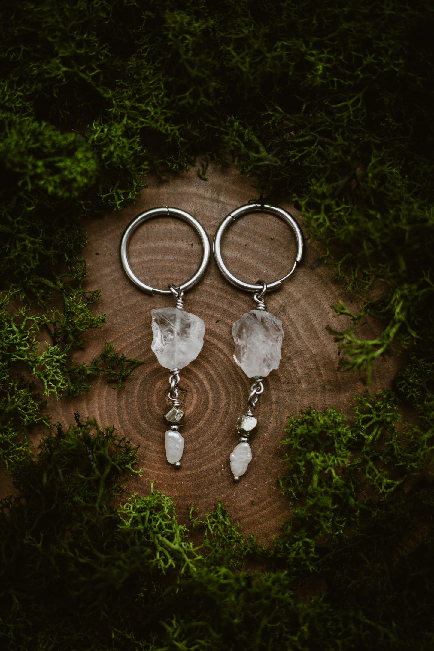 Auralis // Earring with clear quartz, pyrite and pearl