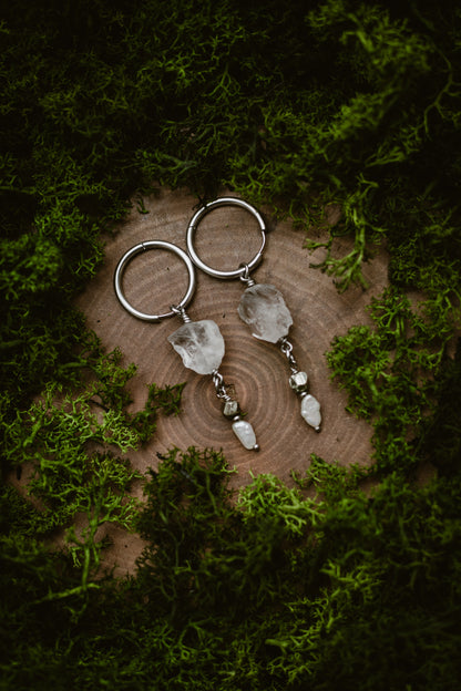 Auralis // Earring with clear quartz, pyrite and pearl